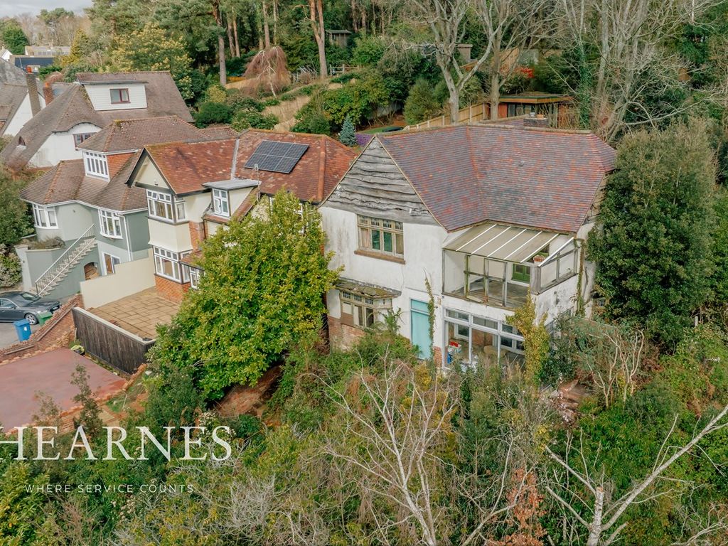 4 bed detached house for sale in Coy Pond Road, Coy Pond, Poole BH12