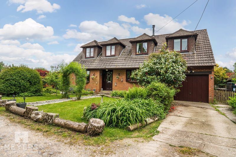 4 bed detached house for sale in Lane End, Bere Regis BH20, £595,000