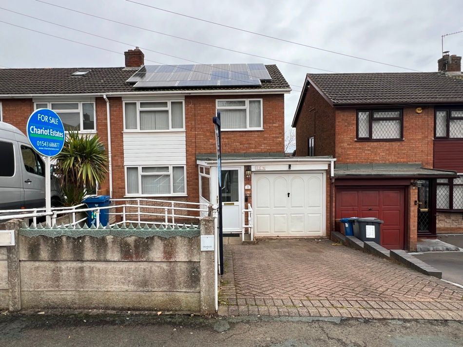 3 bed semidetached house for sale in Lulworth Road, Chase Terrace