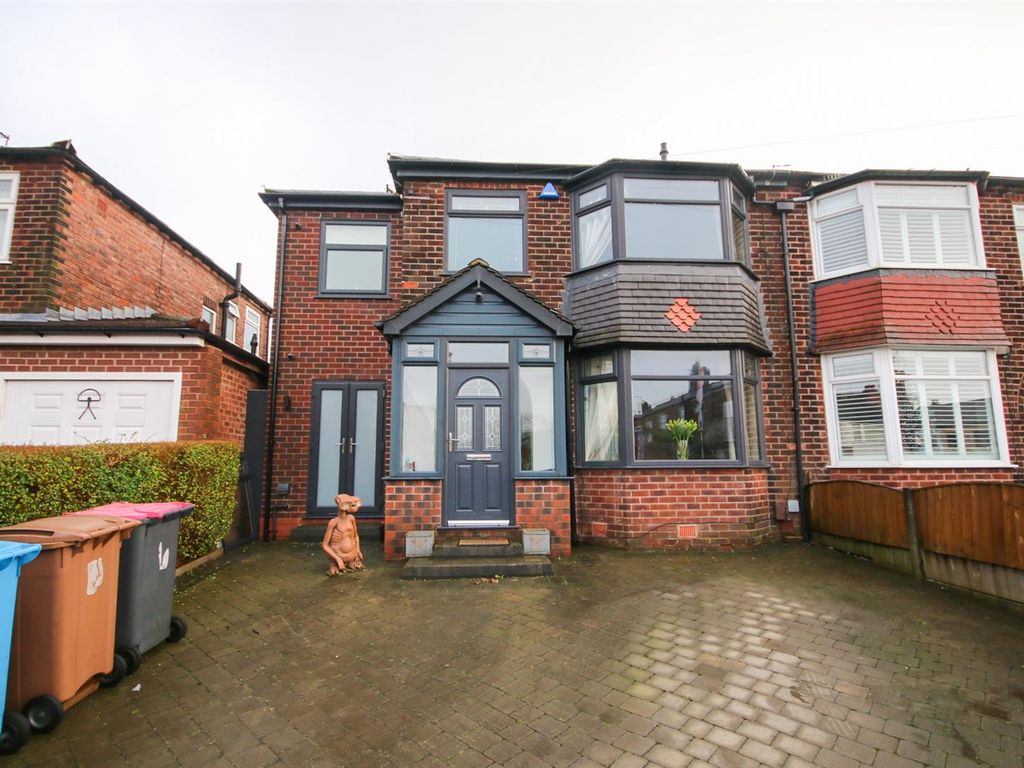 4 bed semidetached house for sale in Gorse Road, Swinton, Manchester