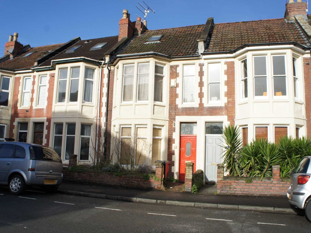 Room to rent in Raleigh Road, Southville BS3, £900 pcm Zoopla