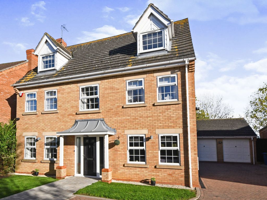 5 bed detached house for sale in Macphail Crescent, Saxilby, Lincoln