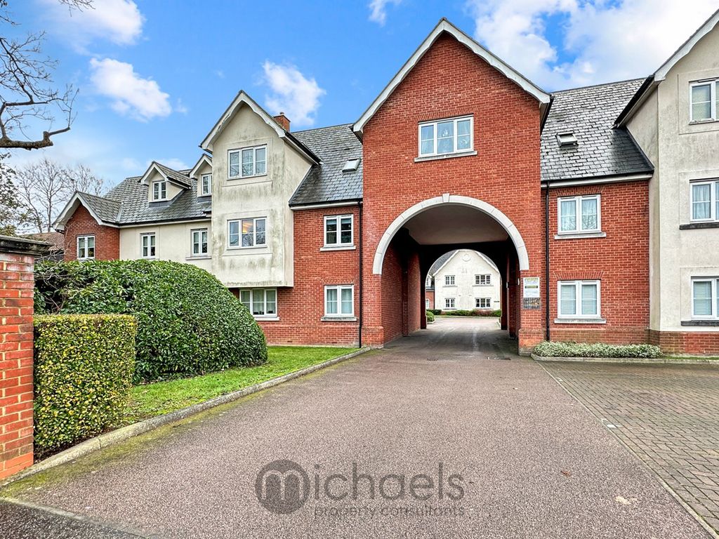 2 bed flat for sale in Shrub End Road, Colchester CO3, £180,000 Zoopla