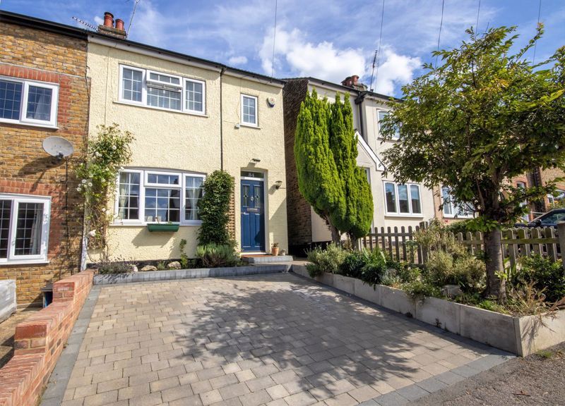 3 bed terraced house for sale in Kings Chase, Brentwood CM14 Zoopla