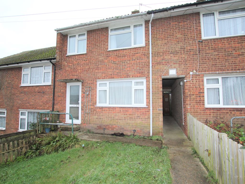 3 bed terraced house to rent in Malvern Way, Hastings TN34, £1,100 pcm