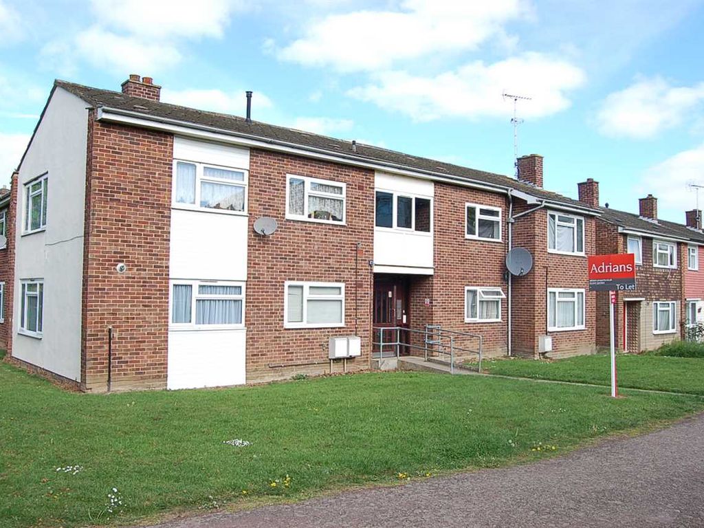 1 bed flat to rent in Meadgate Avenue, Great Baddow, Chelmsford CM2, £