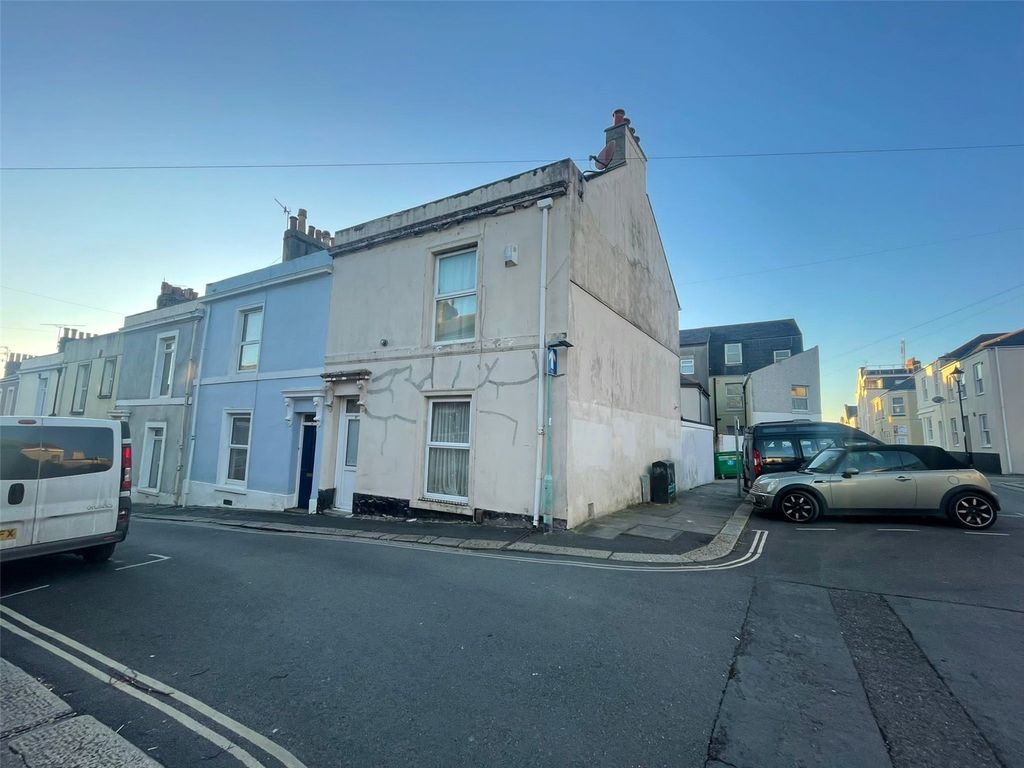 Chedworth Street, Plymouth, Devon PL4  