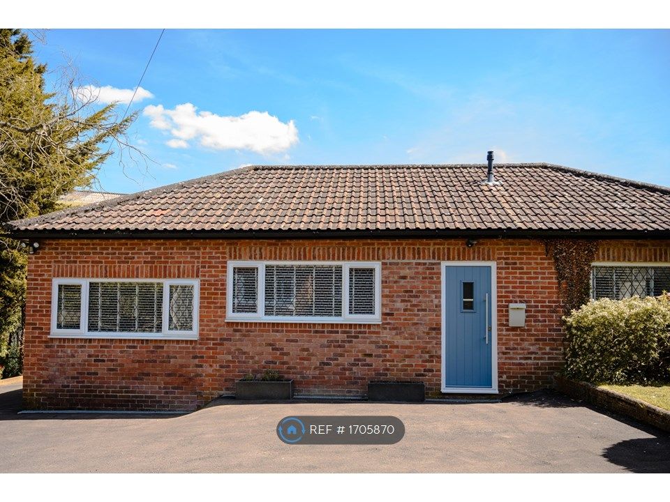 2 bed bungalow to rent in Wallbridge, Frome BA11 Zoopla