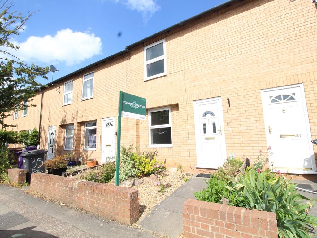 2 bed terraced house to rent in Radcliffe Road, Hitchin SG5 Zoopla