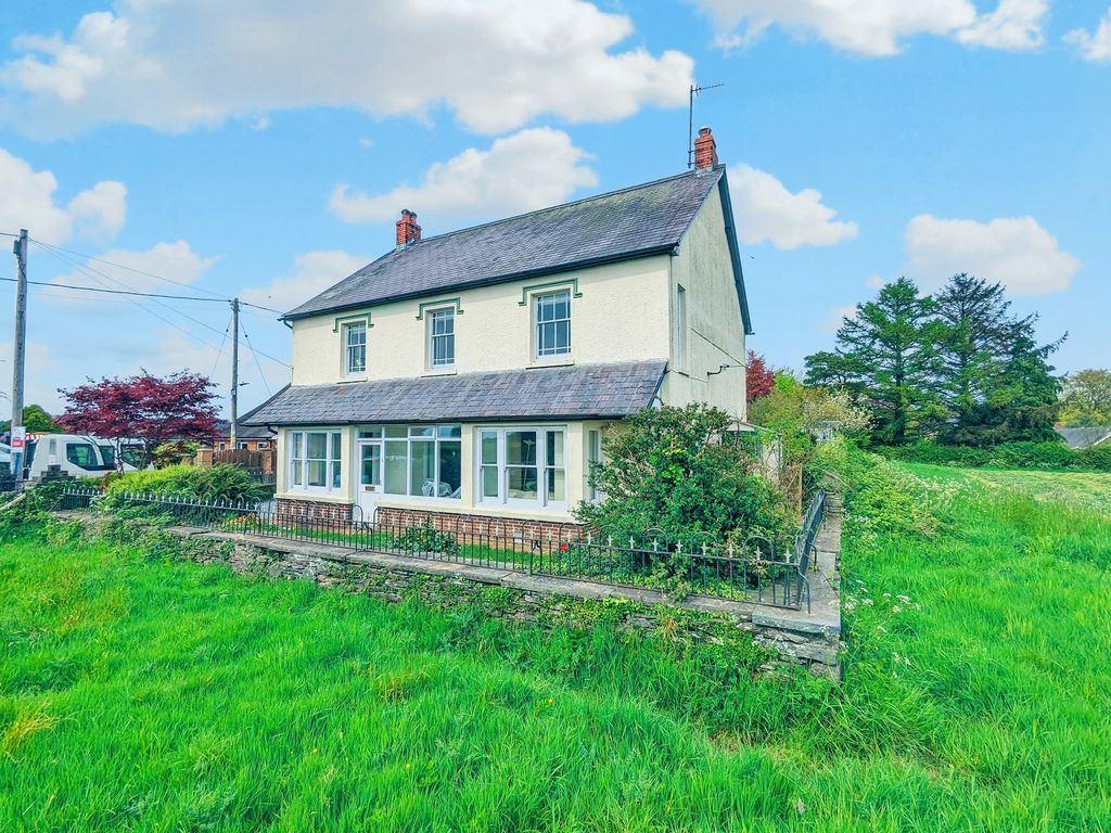 5 bed detached house for sale in Peniel, Carmarthen, Carmarthenshire