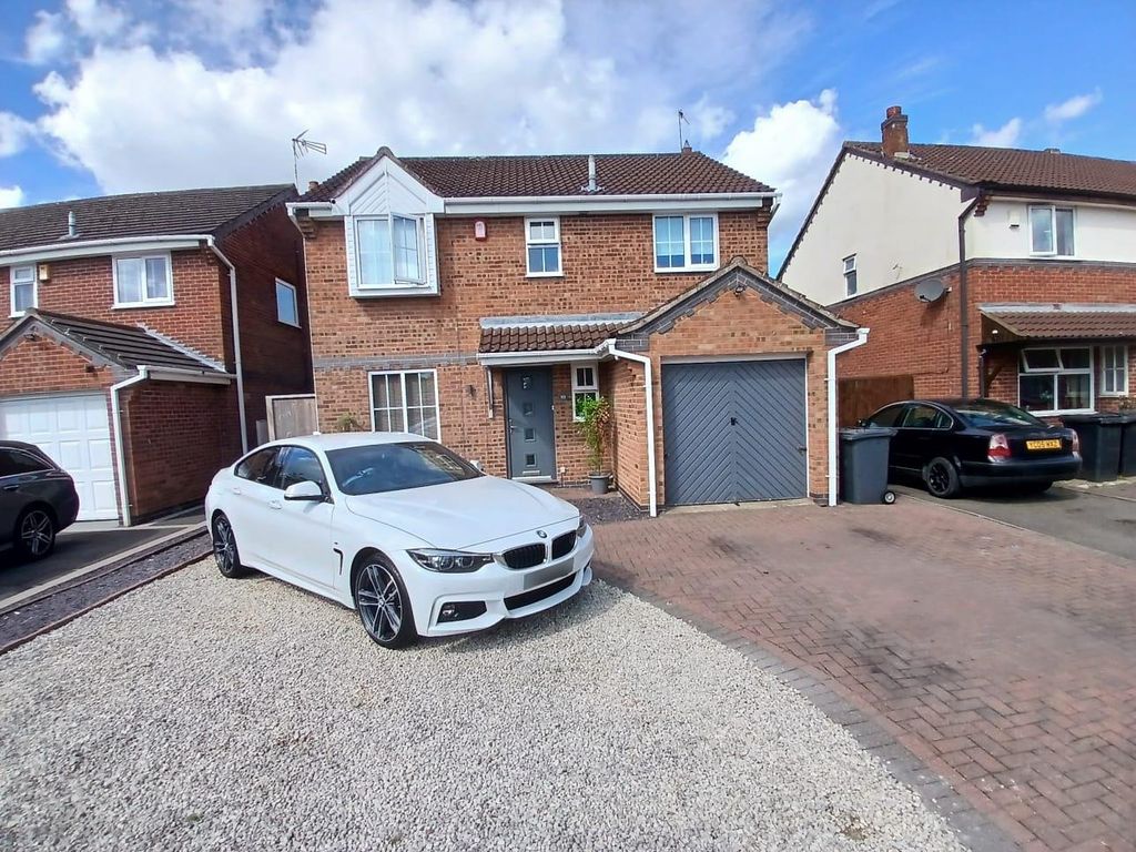 4 bed detached house for sale in Launceston Drive, Horeston Grange