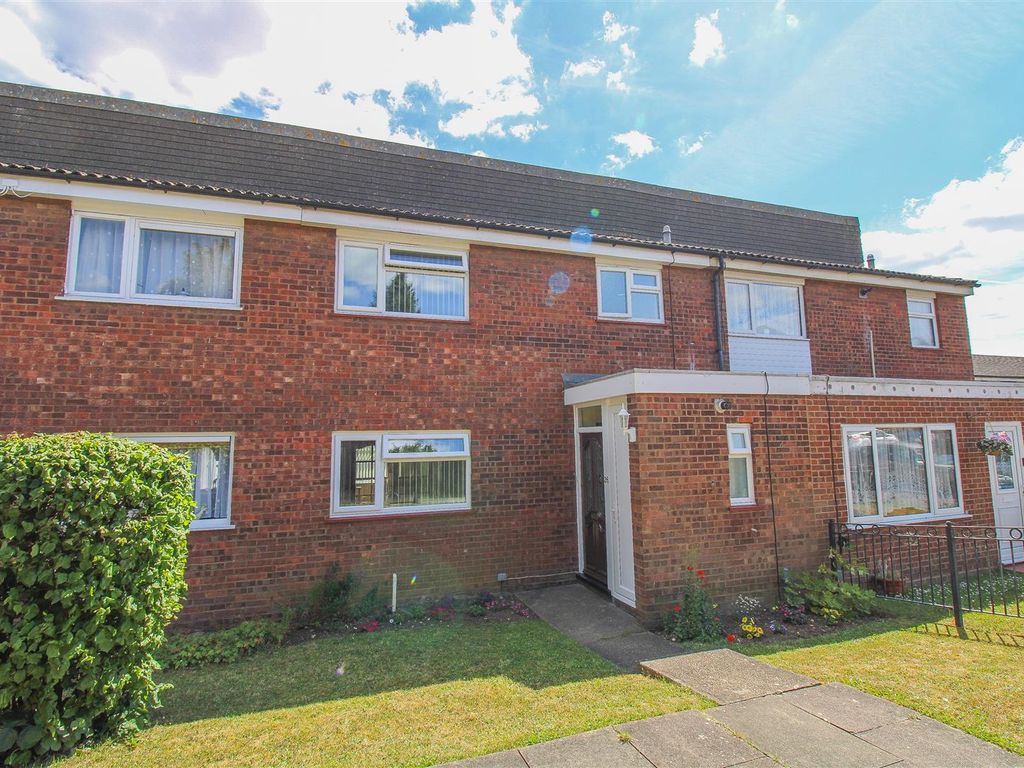 3 bed terraced house for sale in Red Willow, Harlow CM19 Zoopla