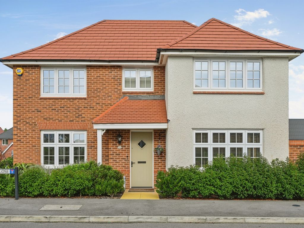 4 bed detached house for sale in Hungerhill Close, Breadsall, Derby