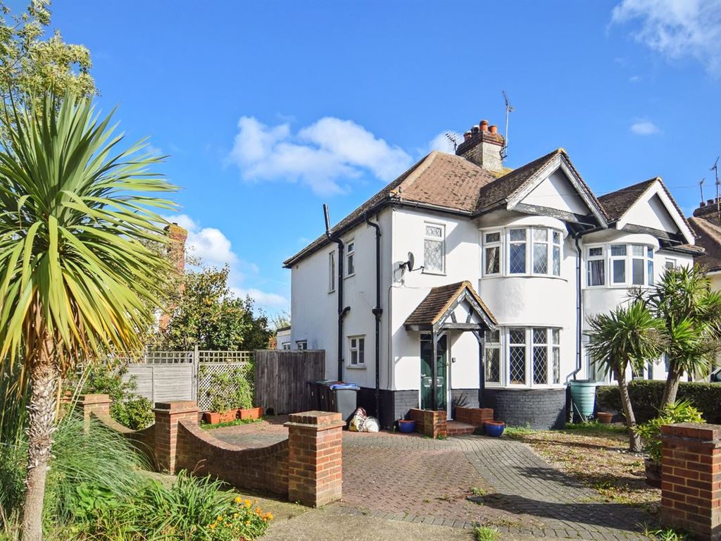 3 bed semidetached house for sale in Thurston Park, Whitstable CT5