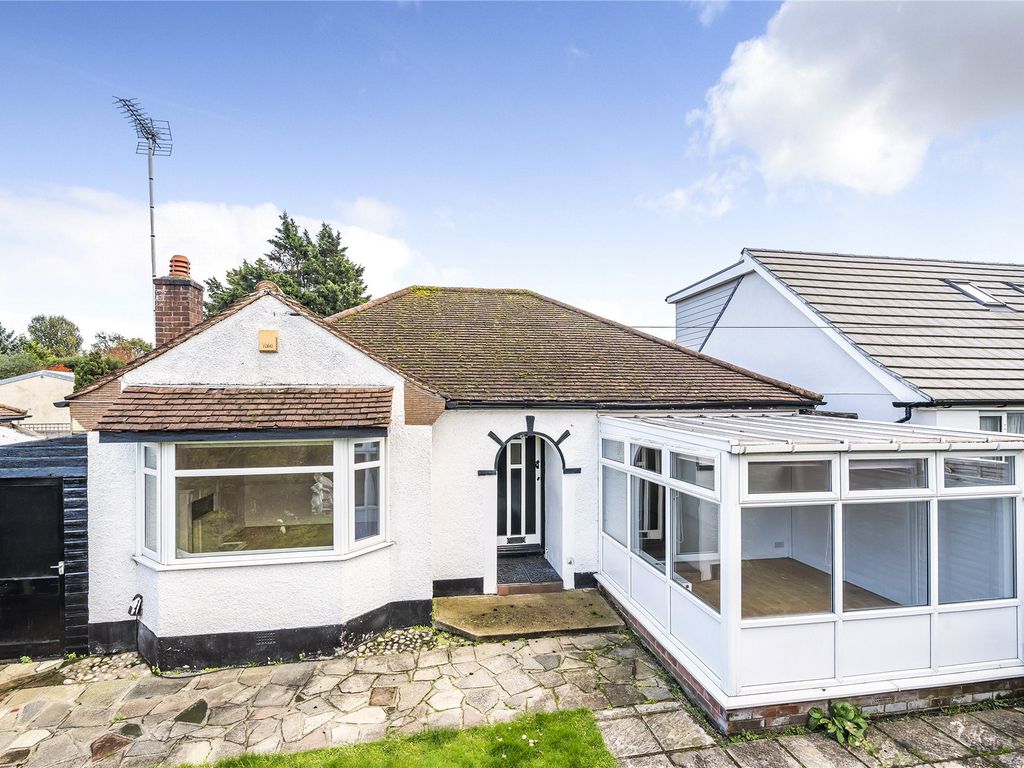 2 bed bungalow for sale in Lower Road, Orpington BR5, £425,000 Zoopla