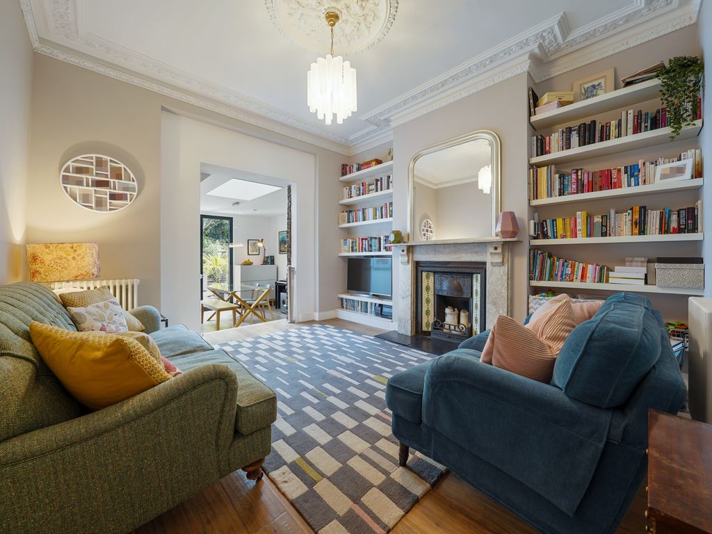 2 bed flat for sale in Florence Road, London N4 Zoopla