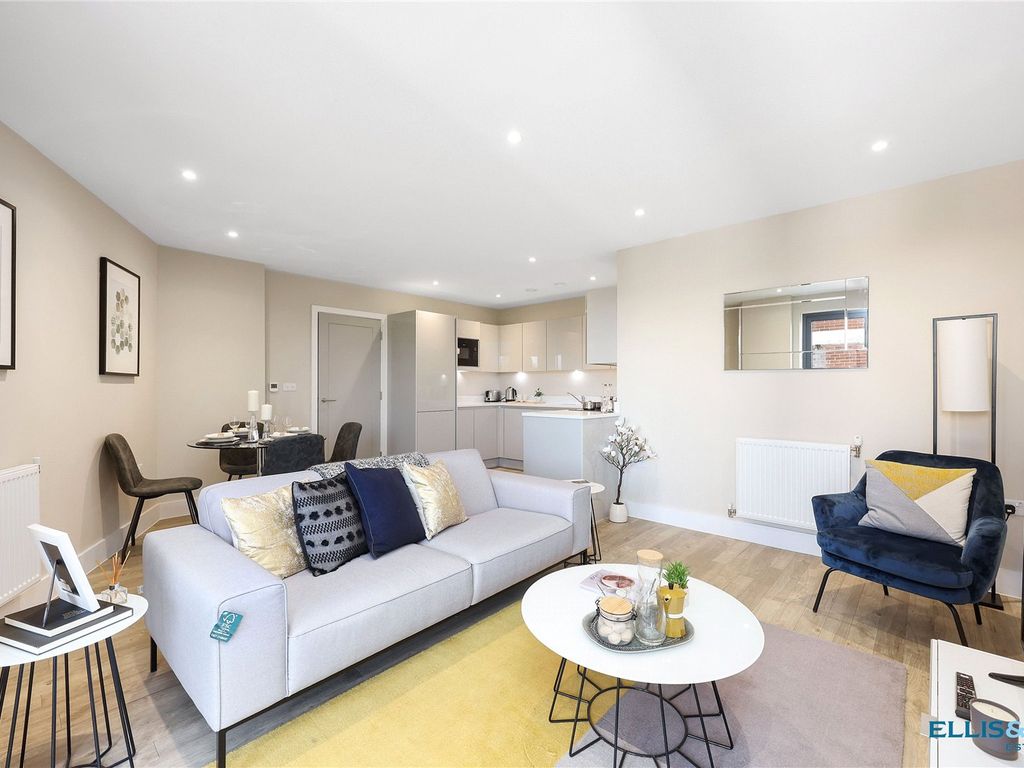 New home, 2 bed flat for sale in Nether Street, Finchley N3 Zoopla