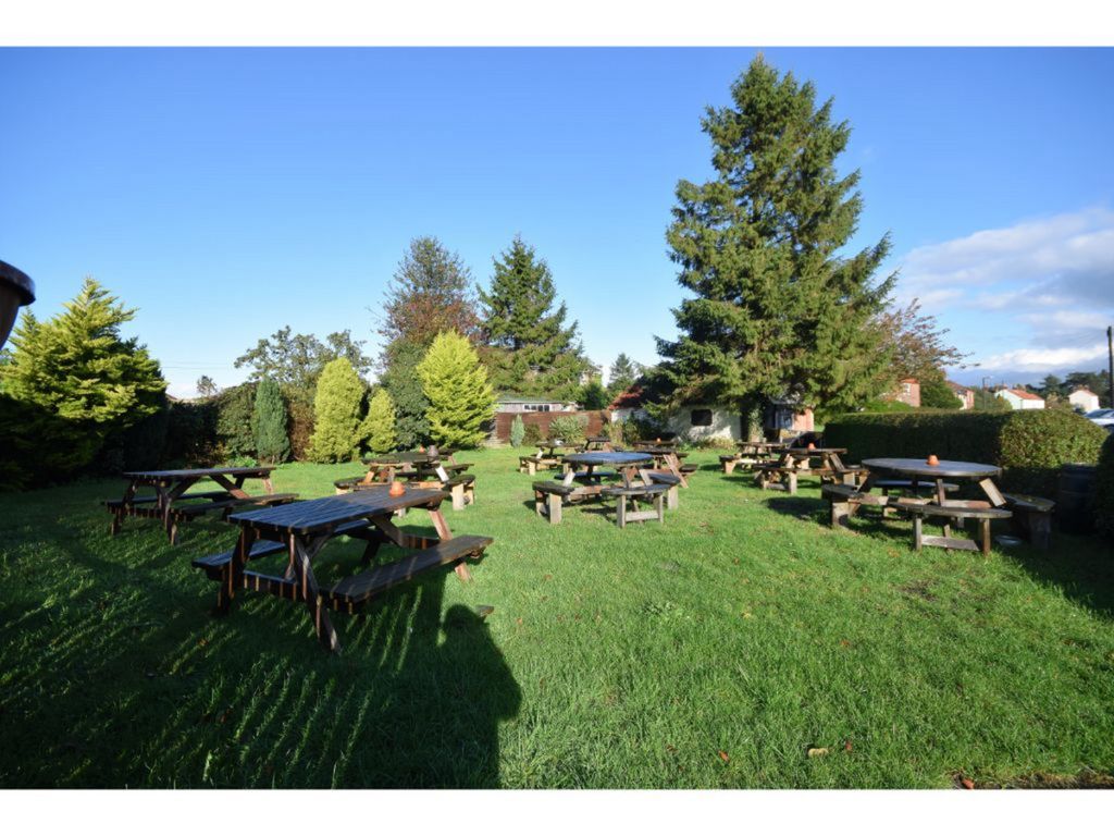 6 bed detached house for sale in Scarborough Road, Malton YO17, £