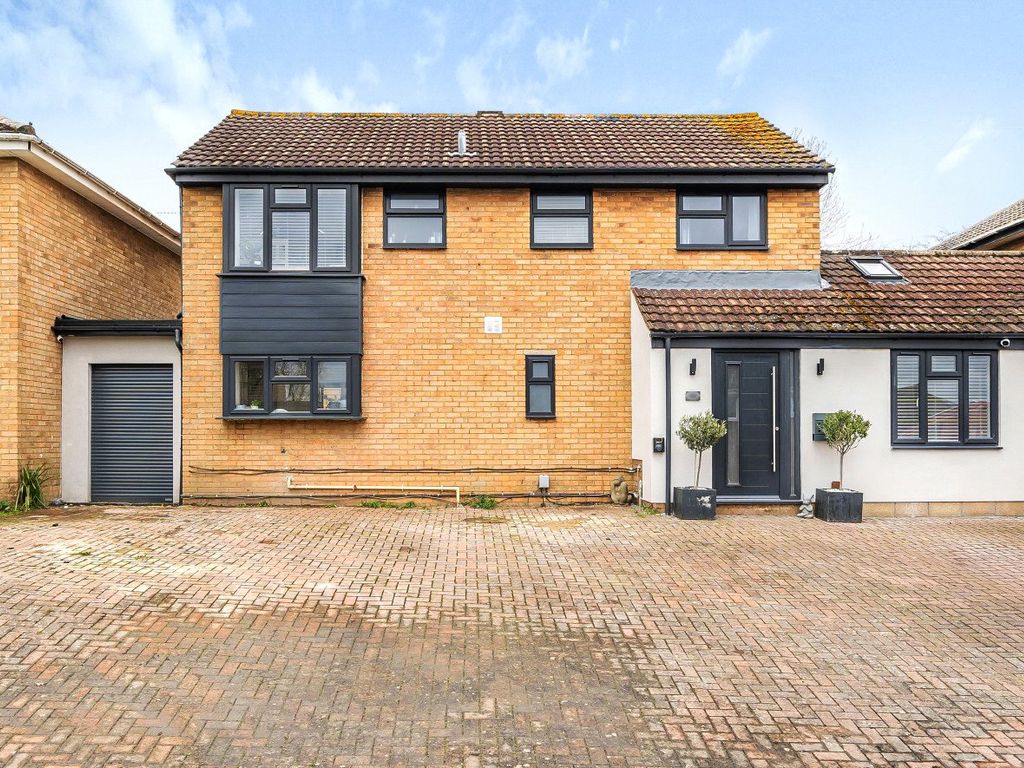 4 bed detached house for sale in Tattershall, Toothill, Swindon
