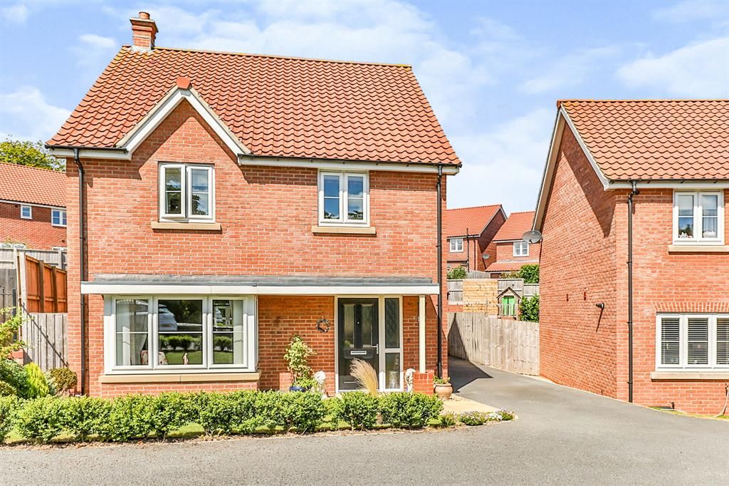 4 bed detached house for sale in Chapel Drive, Malton YO17 Zoopla