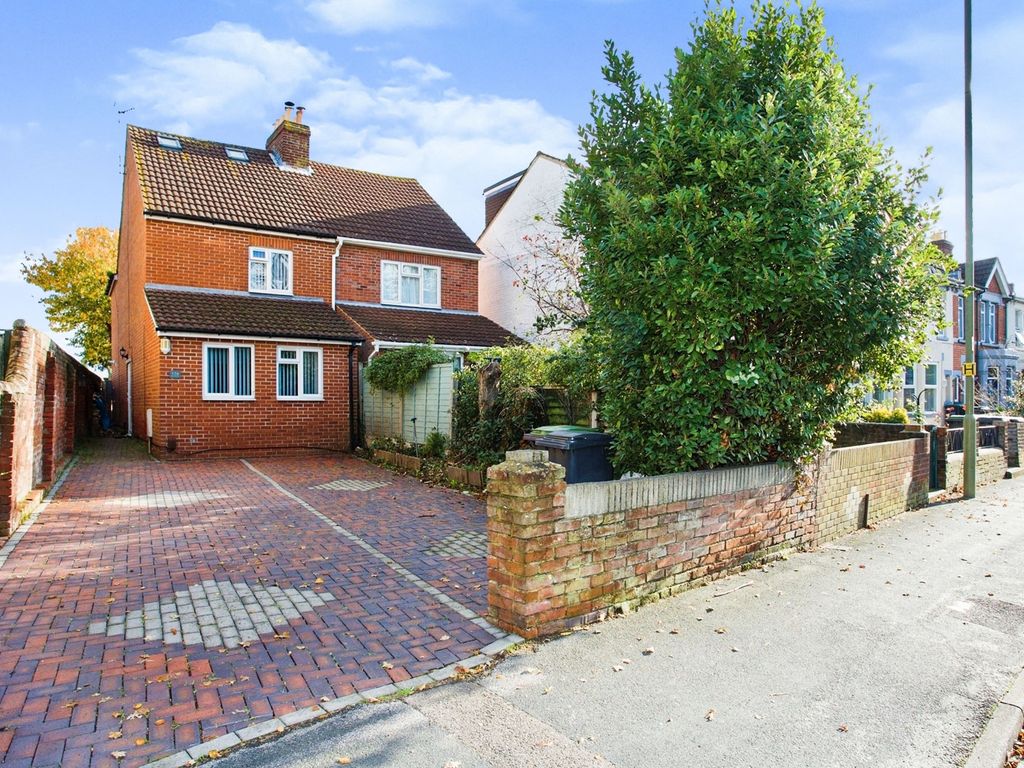4 bed semidetached house for sale in Brockhurst Road, Gosport PO12