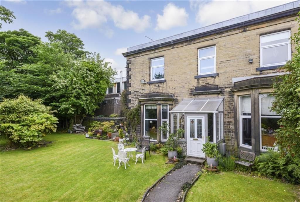4 bed detached house for sale in Beech Street, Paddock, Huddersfield