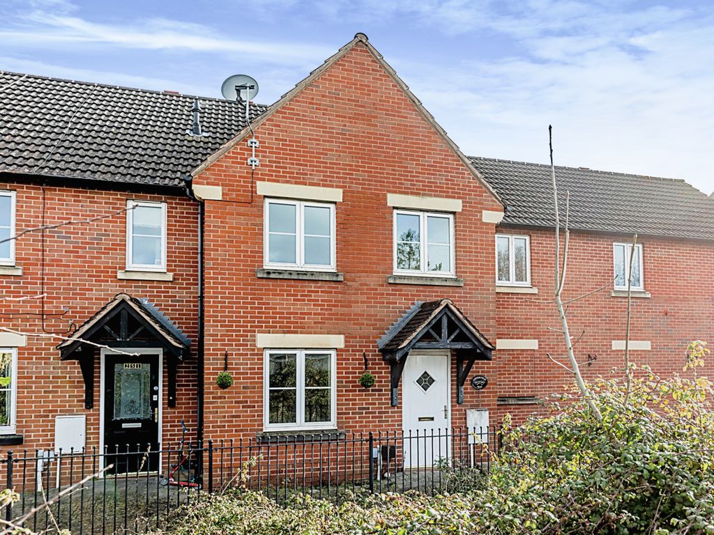 3 bed terraced house for sale in Longridge Way, WestonSuperMare