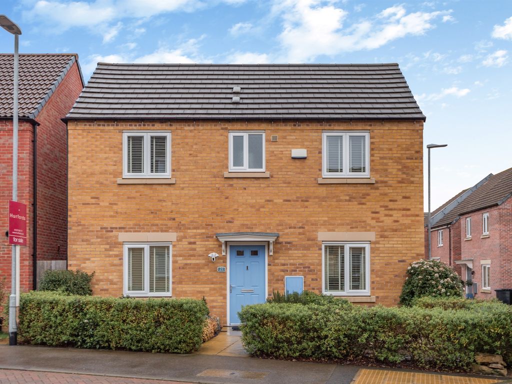 3 bed detached house for sale in Wheatfield Way, Barleythorpe, Oakham