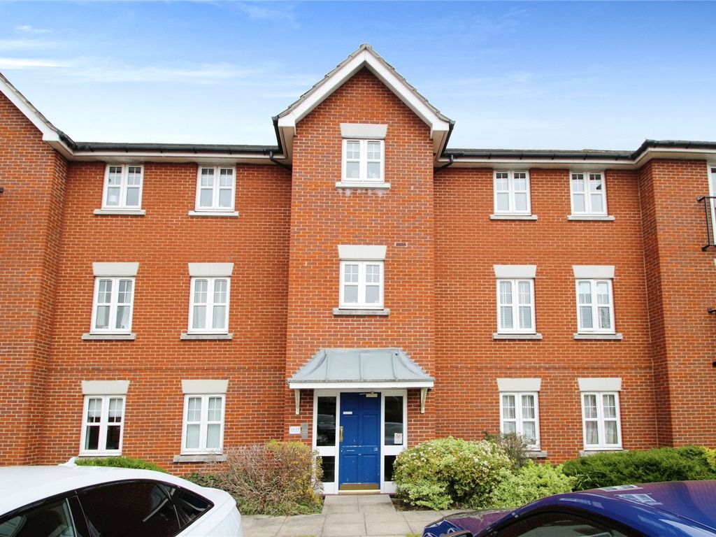 2 bed flat to rent in Seymour Place, North Street, Hornchurch RM11 Zoopla