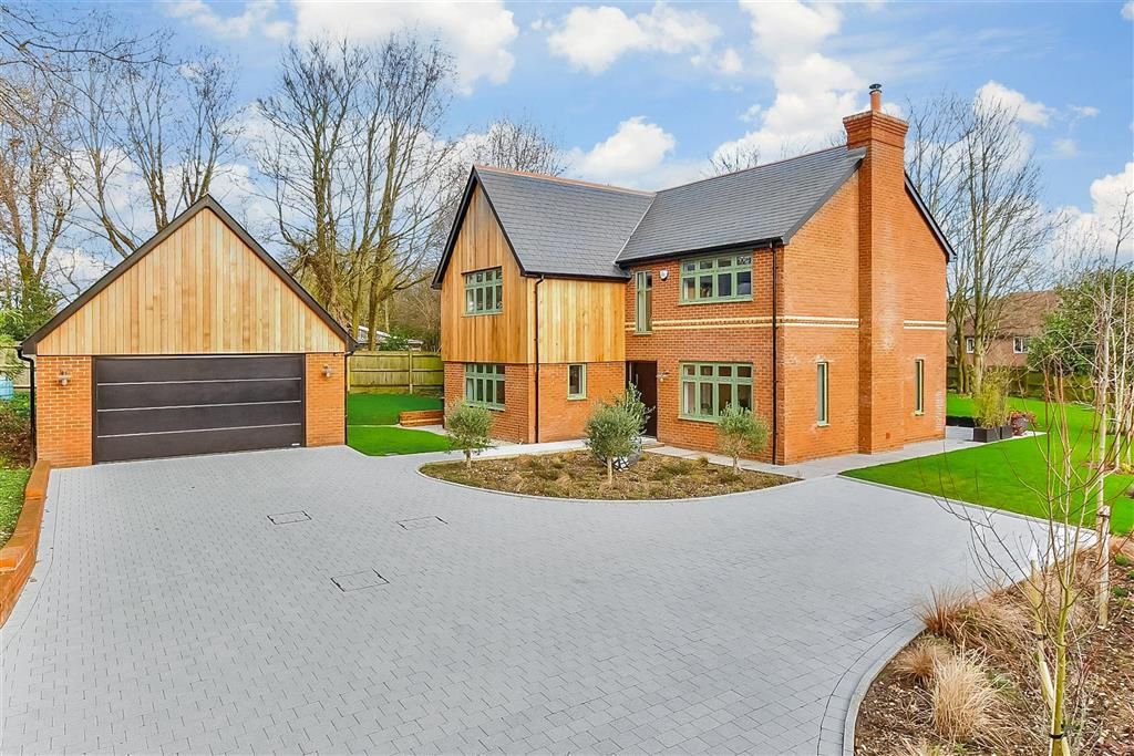 4 bed detached house for sale in High Street, Bridge, Canterbury, Kent