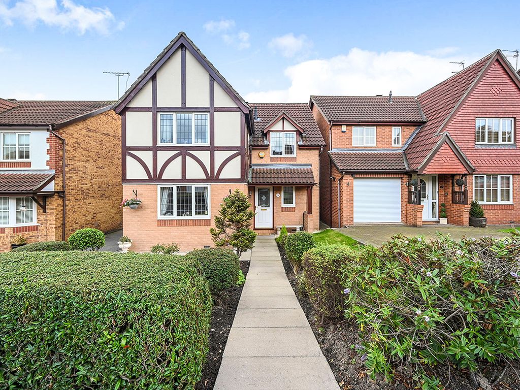 4 bed detached house for sale in Sparrow Close, Ilkeston, Derbyshire