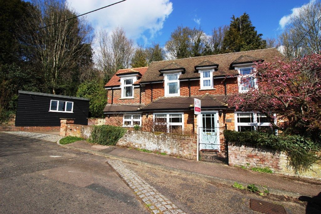 3 bed detached house for sale in Old London Road, Wrotham TN15 Zoopla