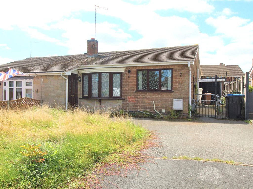 2 bed bungalow for sale in Walnut Close, Markfield, Leicestershire LE67