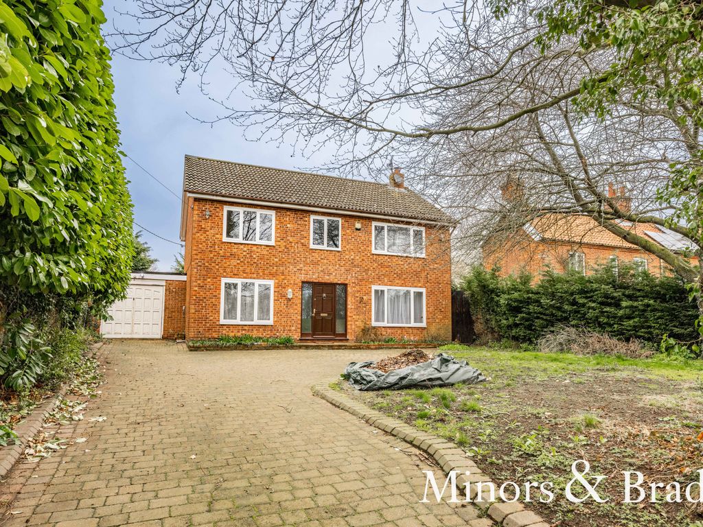 6 bed detached house for sale in School Lane, Little Melton, Norwich