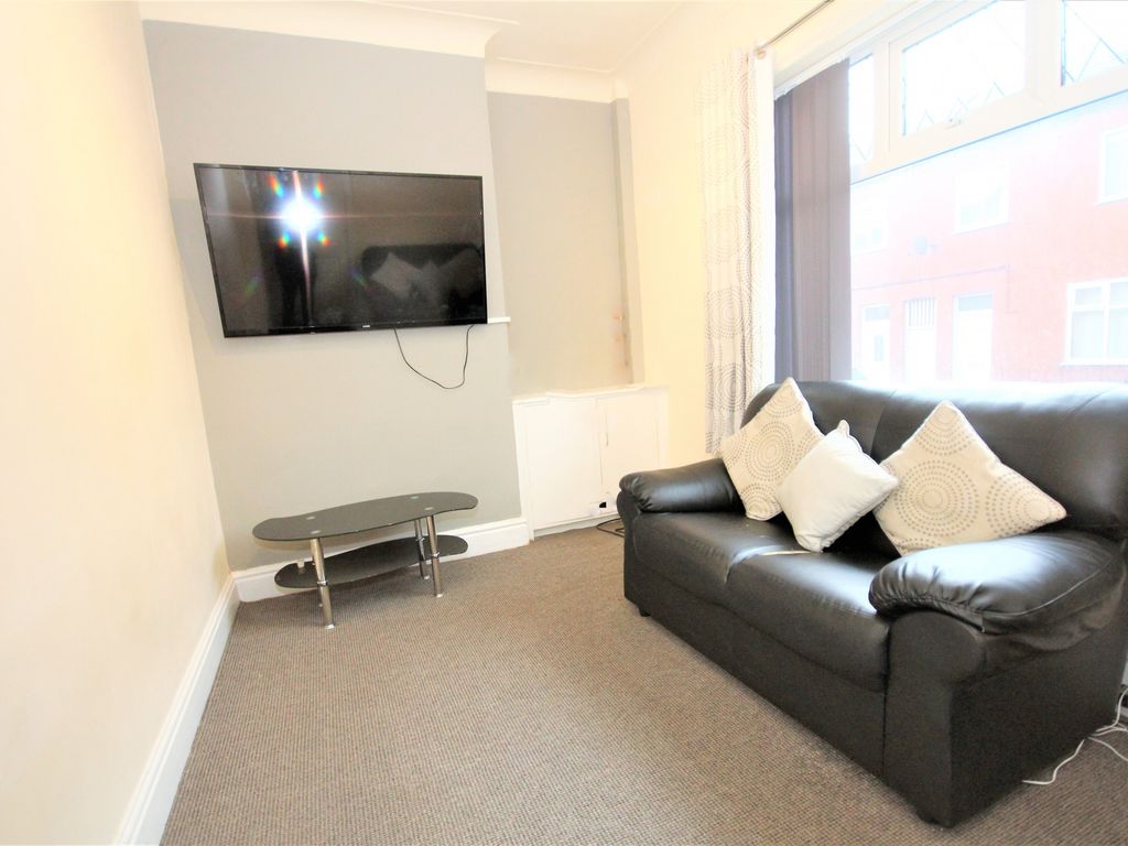 3 bed terraced house to rent in Cardigan Street, Preston, Lancashire