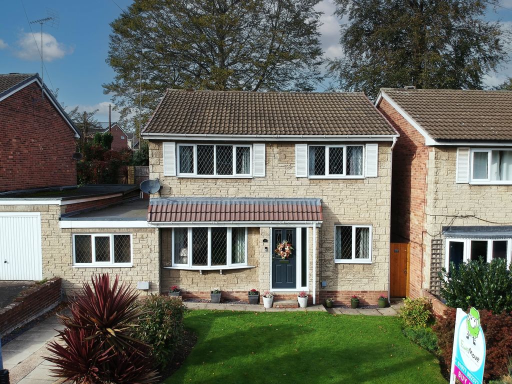 4 bed detached house for sale in Denton Gardens, Ackworth, Pontefract