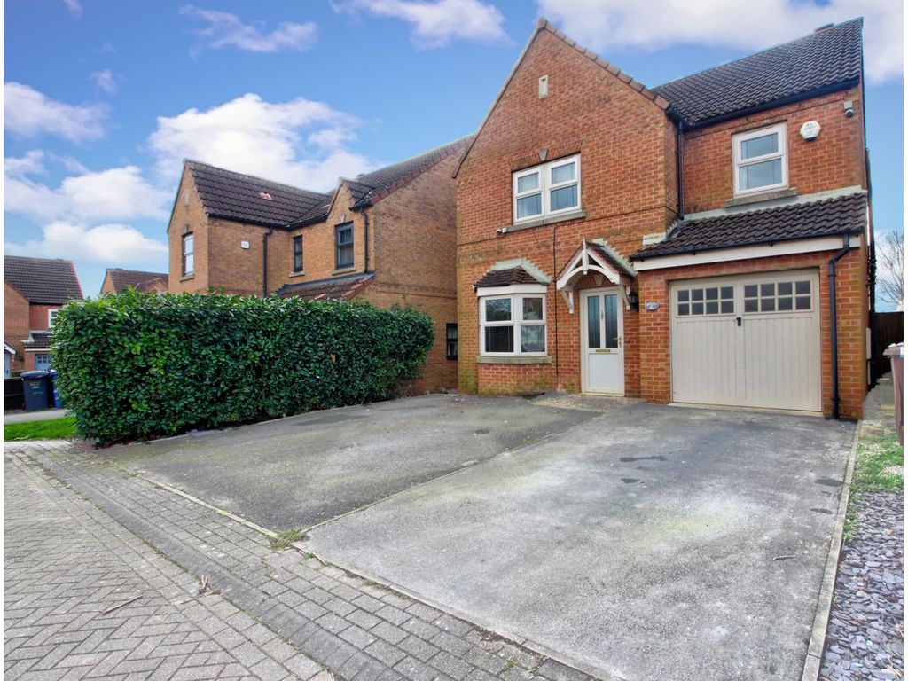 4 bed detached house for sale in Shireoaks Way, Barnsley S72, £270,000