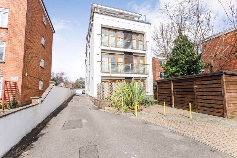 2 bed flat for sale in Richmond Park Road, Bournemouth BH8 Zoopla