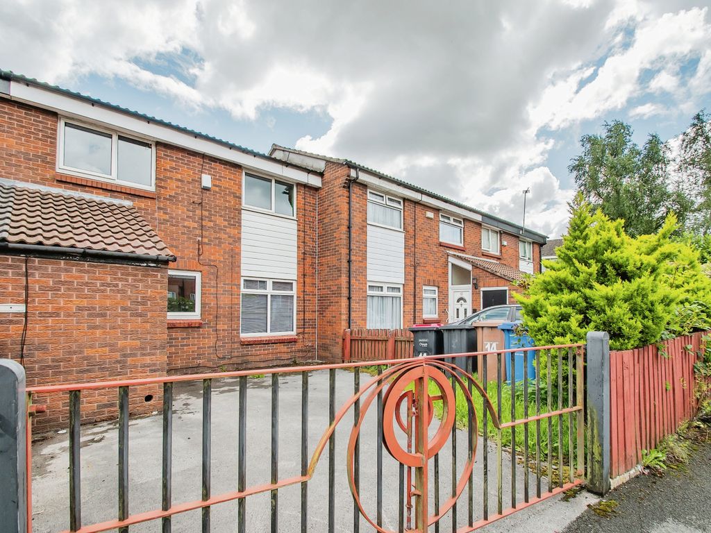 2 bed semidetached house for sale in Chedworth Crescent, Little Hulton