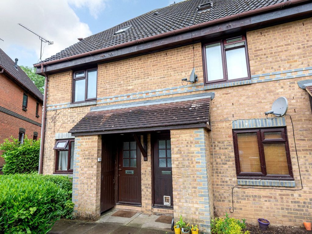 2 bed terraced house for sale in Burpham, Guildford, Surrey GU4 Zoopla