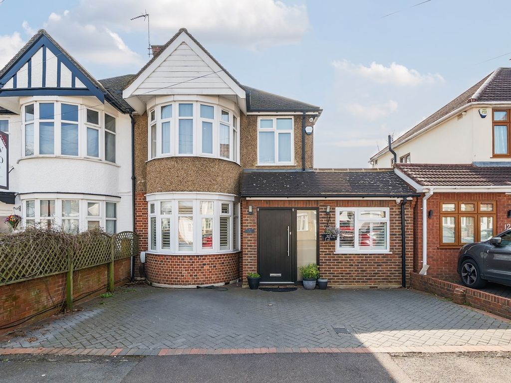 4 bed semidetached house for sale in Alicia Avenue, Harrow HA3, £