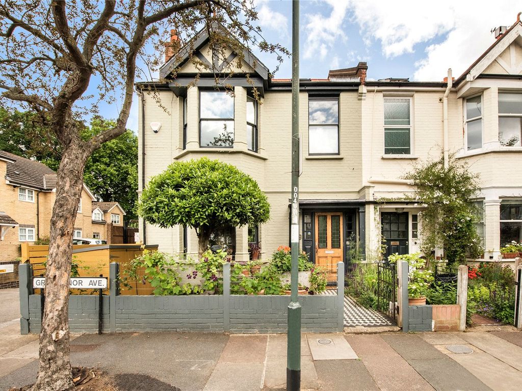 4 bed end terrace house for sale in Grosvenor Avenue, East Sheen