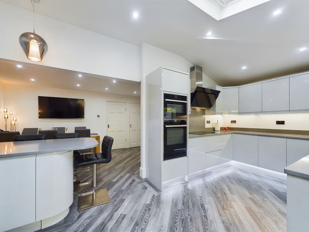 3 bed semidetached house for sale in Renfrew Avenue, Laffak, St Helens