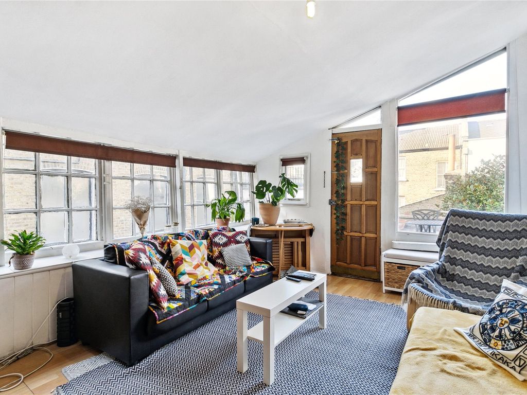 Stanmer Street London SW11  