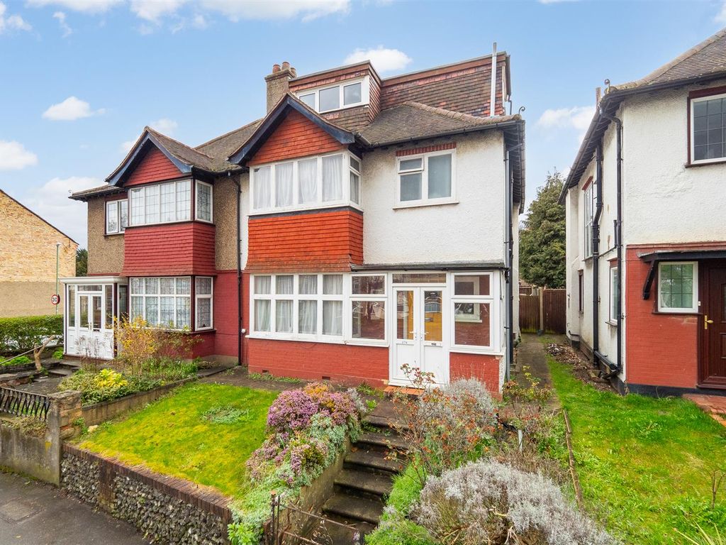 4 bed semidetached house for sale in Carshalton Road, Sutton SM1, £