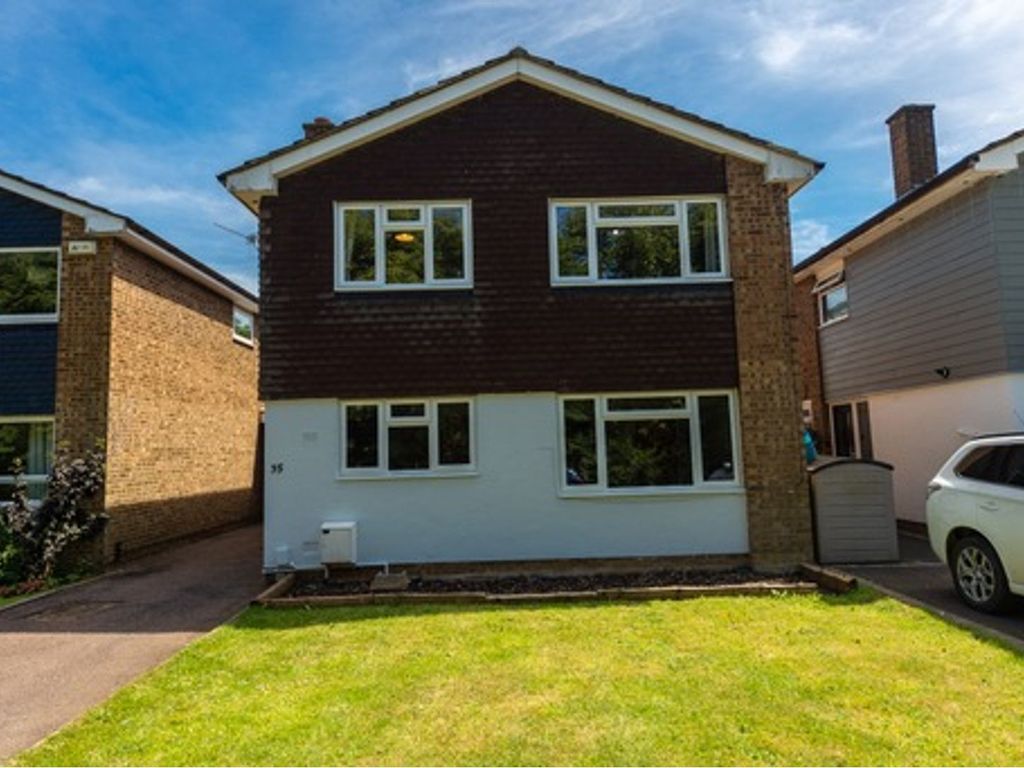 4 bed linkdetached house for sale in Essex Road, Stevenage SG1 Zoopla