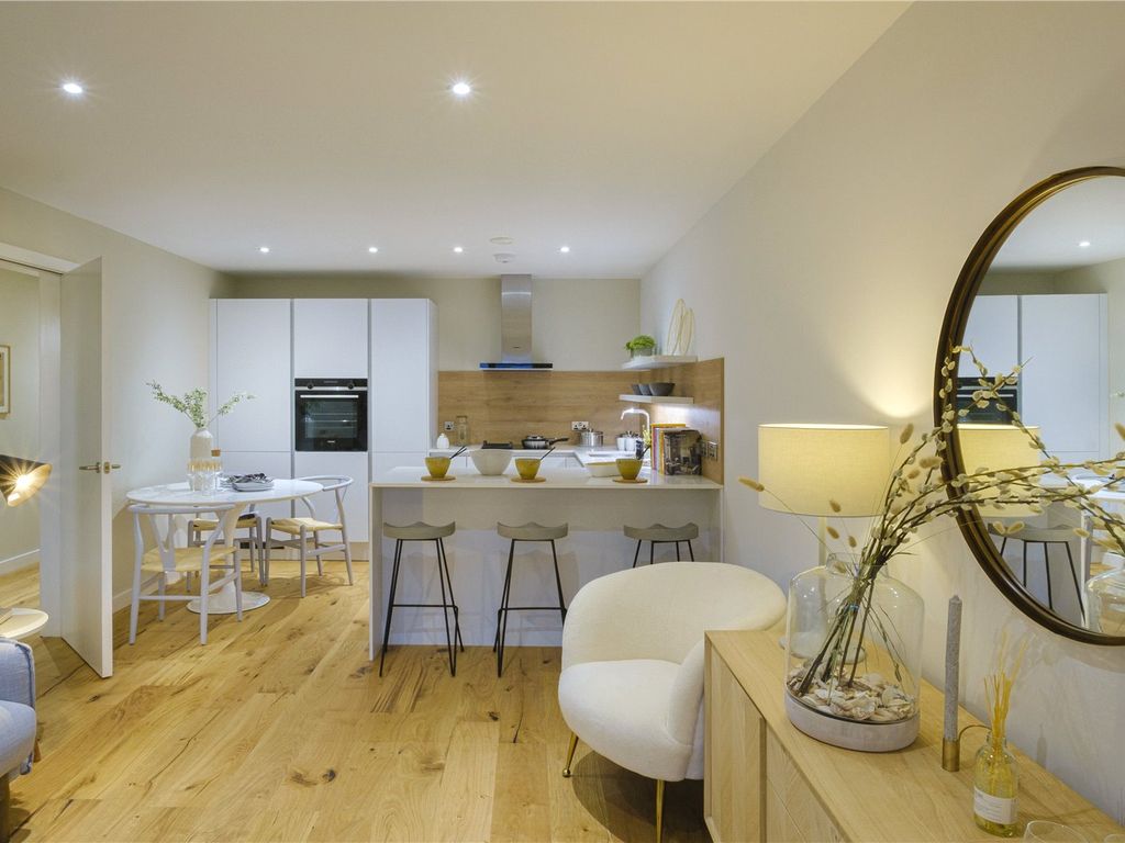 Canonmills Garden Sophora - 17/4 13 Warriston Road Edinburgh EH7  