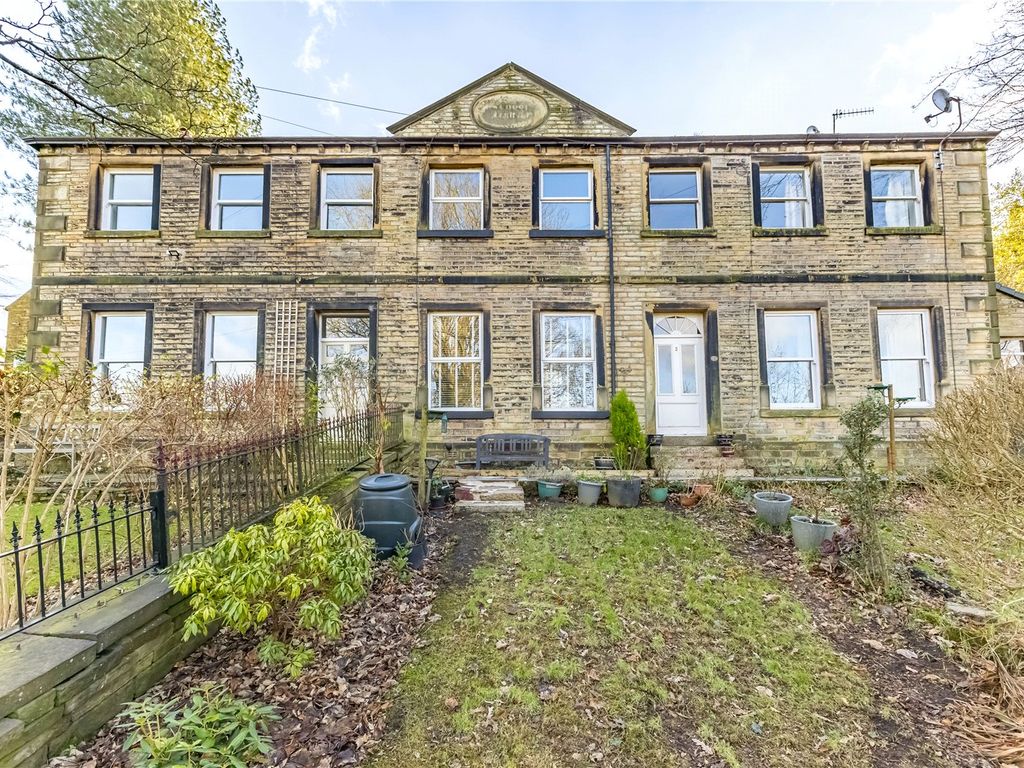 2 bed terraced house for sale in School Terrace, Slaithwaite