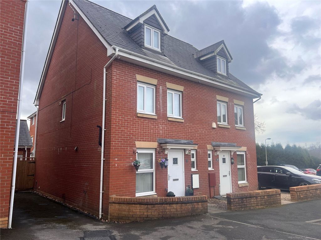 3 bed semidetached house for sale in Llwyn Teg, Fforestfach, Abertawe