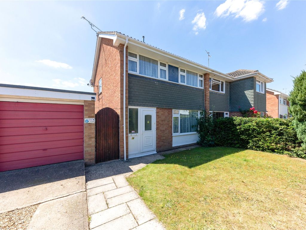 3 bed semidetached house for sale in Bean Oak Road, Wokingham, Berkshire RG40 Zoopla